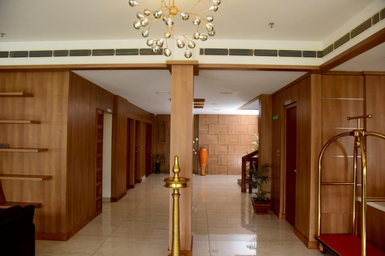 Hotel Emerald Palace Kottiyam المظهر الخارجي الصورة