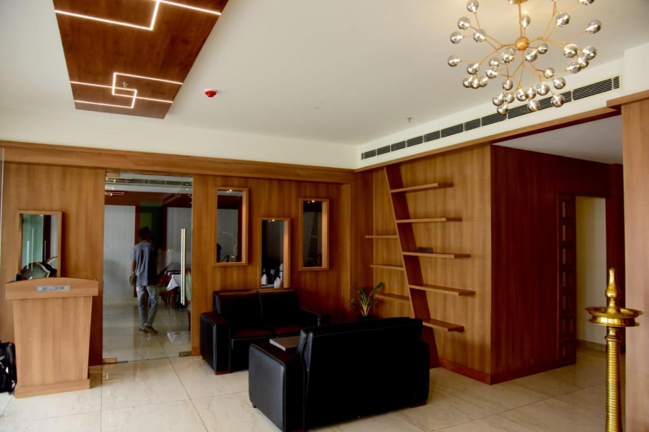 Hotel Emerald Palace Kottiyam المظهر الخارجي الصورة